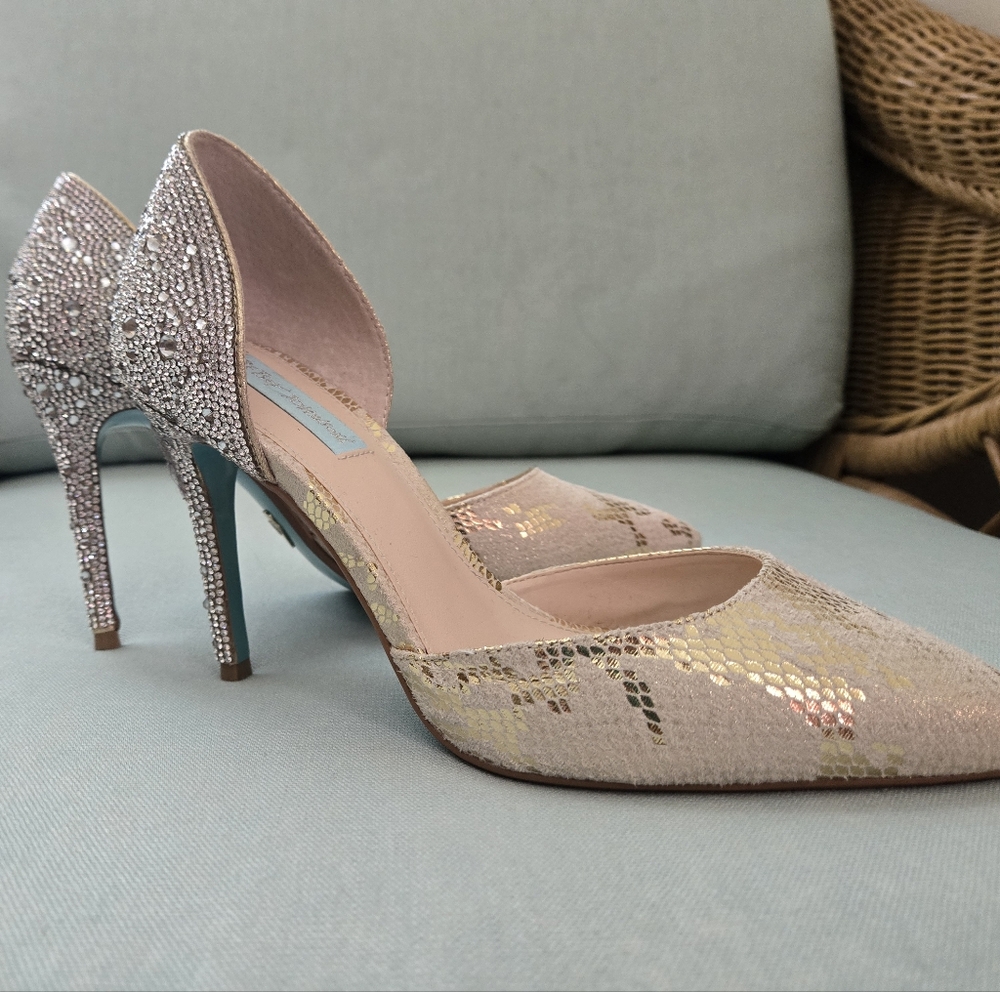 Betsy Johnson Stiletto Heels in Gold and Silver